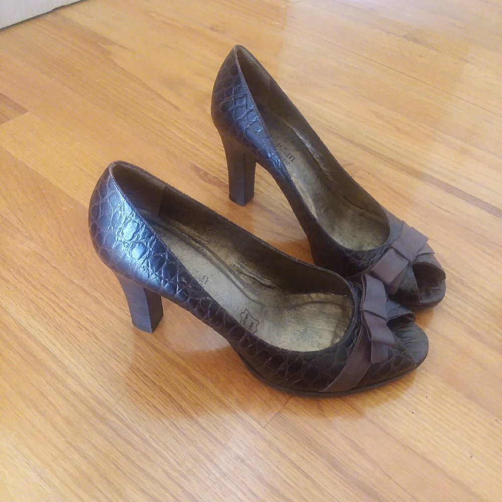 Brown Leather Cathy Jean Brazil PeepToe Heels